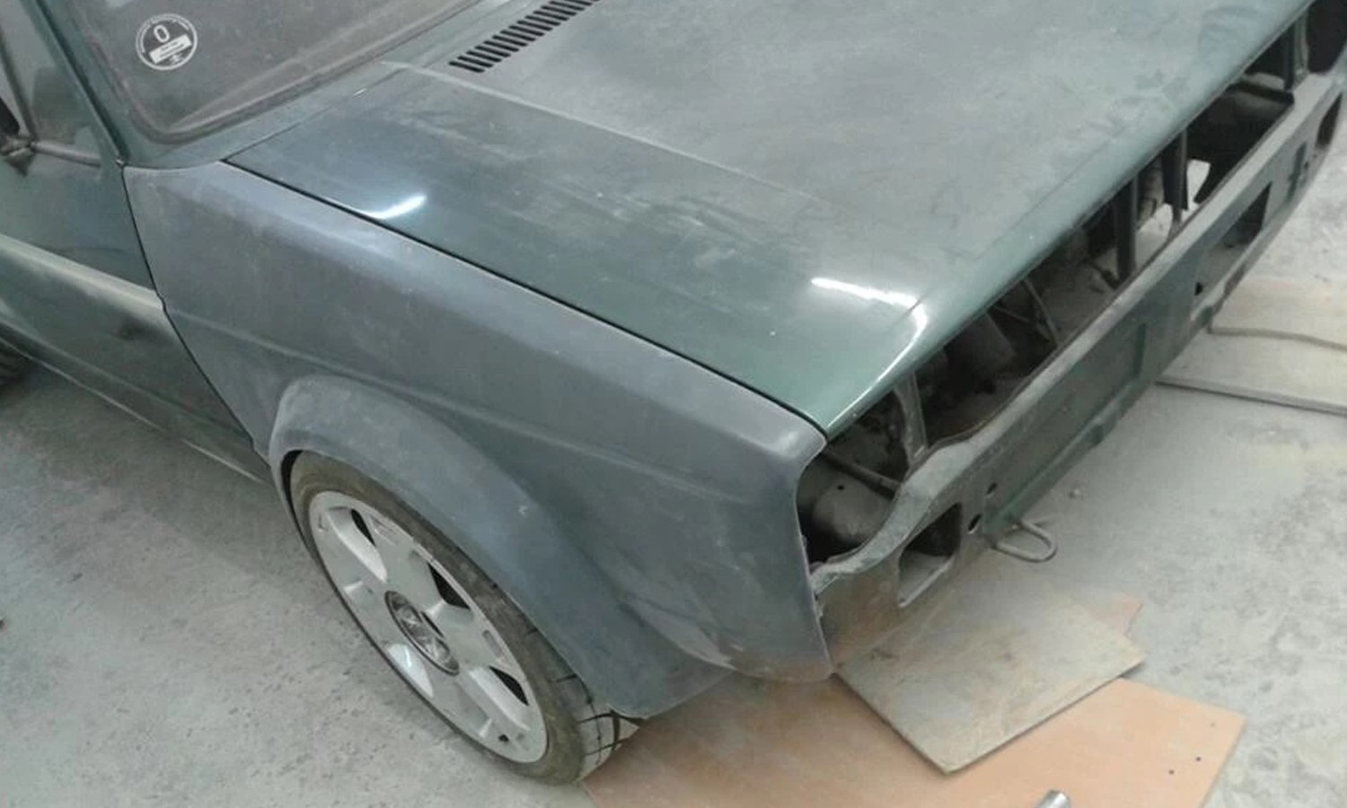 Kotflügel-Set breit (+ 3.0 cm/Seite) vorne VW GOLF 1 (GFK)