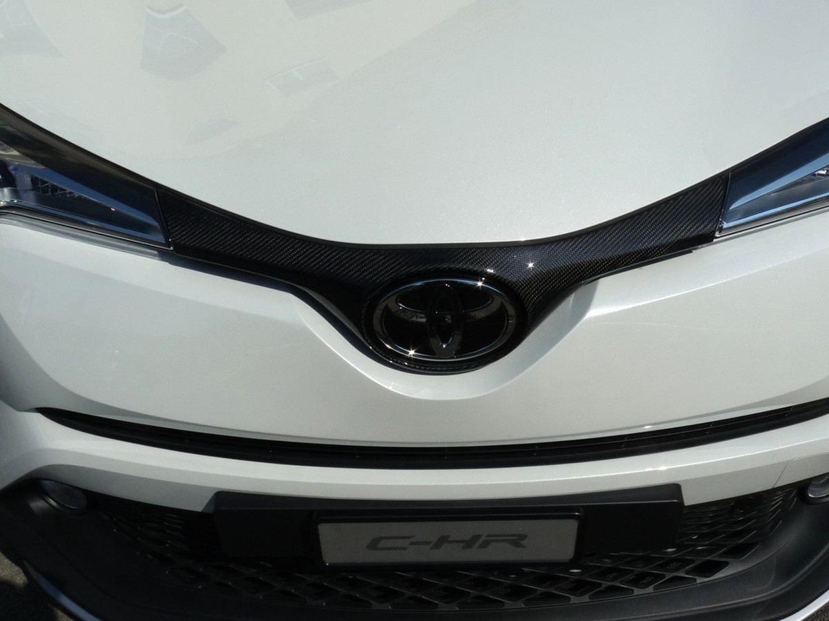 Kühlergrill Verkleidungs-Cover Toyota C-HR (ECHT-CARBON)
