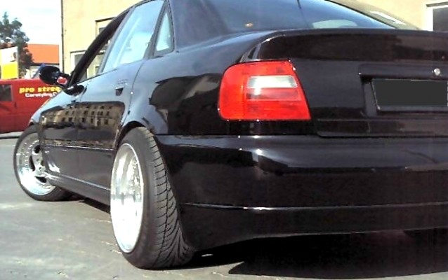 Heckschürzenansatz Audi A4-B5 "Clean-Look" (GFK)